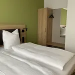 Hotel Weingut Bugner Meizelhof Klein-Winternheim