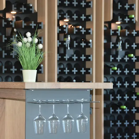 Weingut Bugner Meizelhof 3*