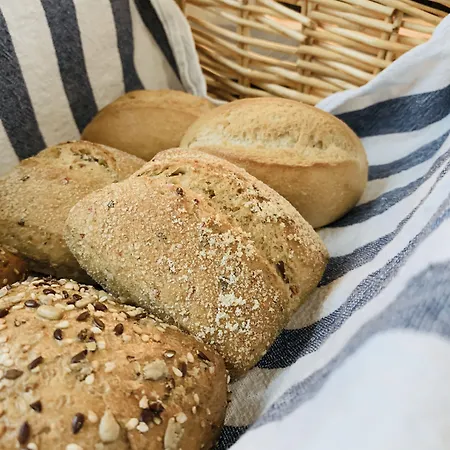 Weingut Bugner Meizelhof 3* Klein-Winternheim